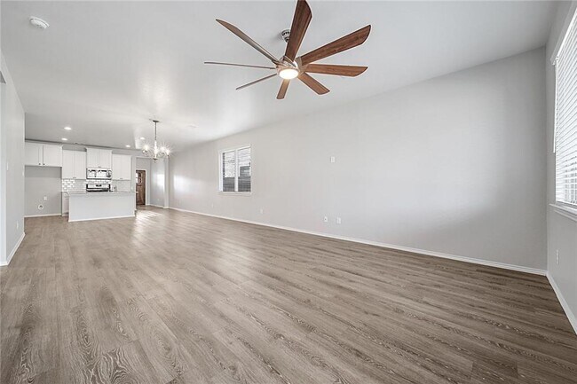 Foto del edificio - MOVE-IN ready opportunity with NO rear neighbors! Welcome HOME to the Master-Planned community of...