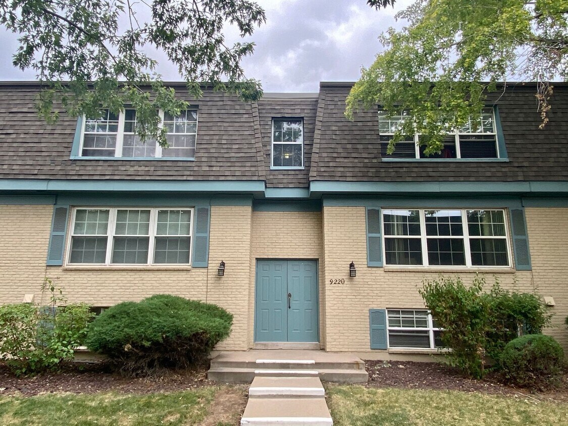 Foto principal - 1 Bedroom/ 1 Bath with Easy access to I-25...