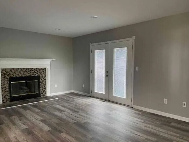 Foto del edificio - 1706 Tecumseh Drive