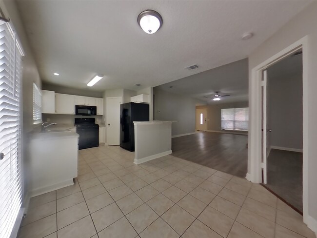 Building Photo - 2622 Townhall Ln