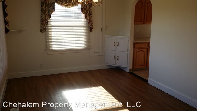 Building Photo - 2 br, 1 bath House - 11210 Donald Rd. NE