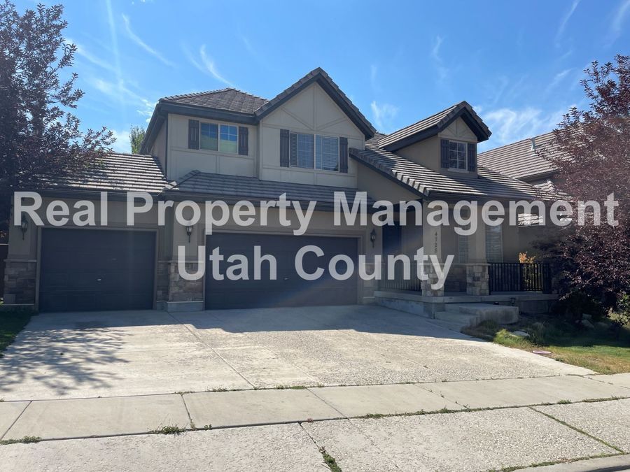 Foto principal - New Lower Price! 4 bedroom home in Lehi