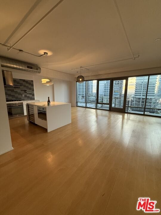 Foto del edificio - 1100 S Hope St