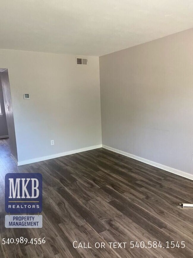 Foto del edificio - 1817 Bluemont Ave SW