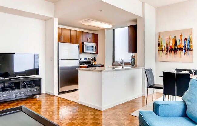 Foto del edificio - 48 Washington Blvd
