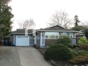 Building Photo - 5002 N 39th St