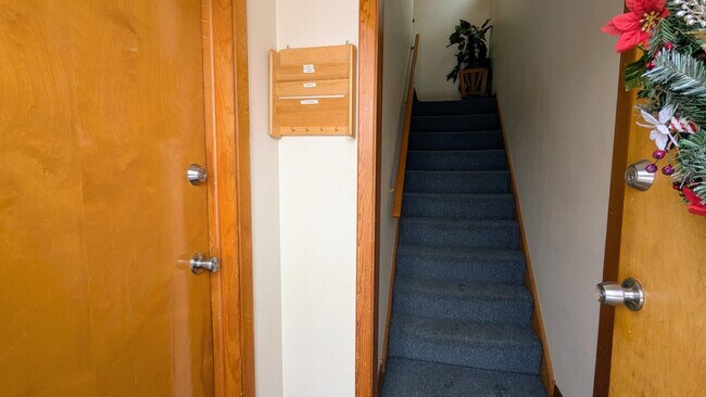 Foto del edificio - 6038 N Elston Ave