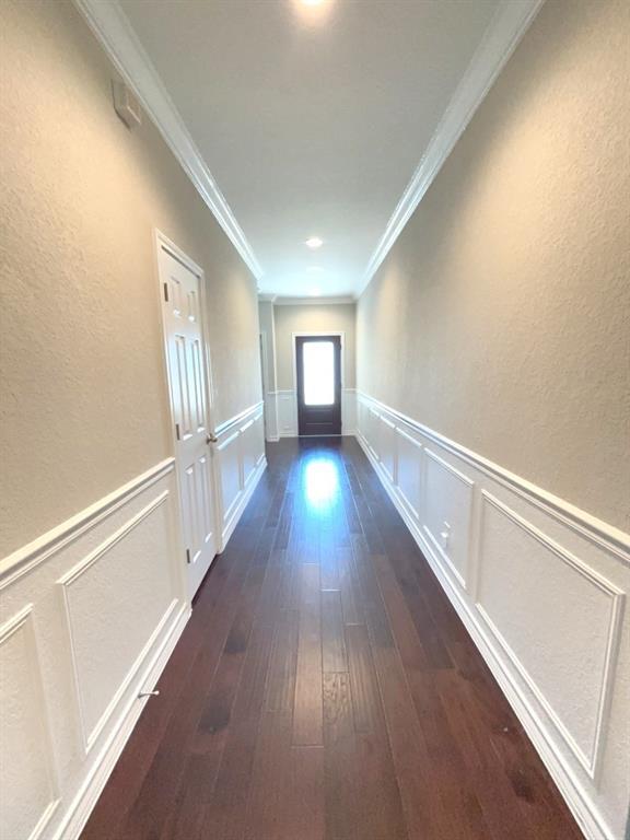 Building Photo - 7900 Mozart St