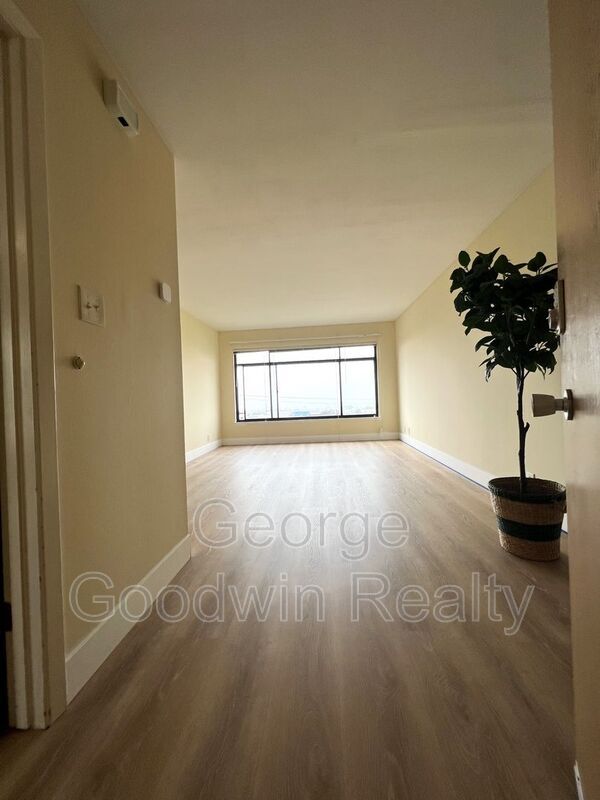 Foto del edificio - 1383 38th Ave