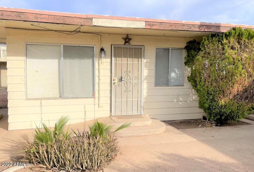 Primary Photo - 1211 Apache Trail