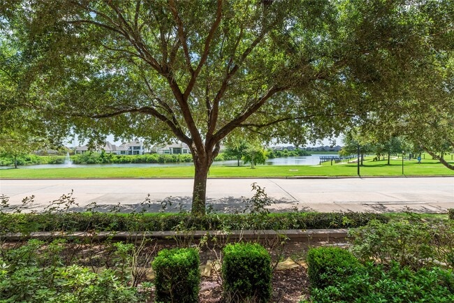 Building Photo - 403 Marina View Dr