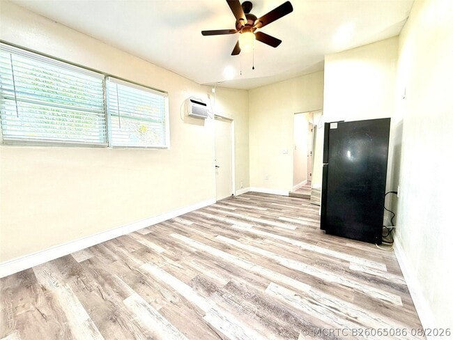 Building Photo - 3548 NW 39th Ave