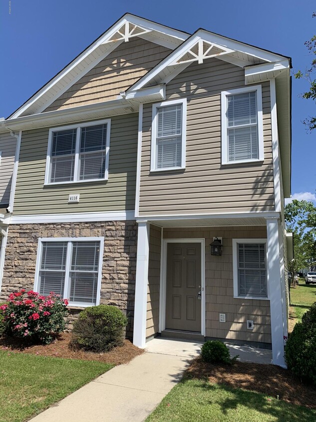 4116 Kittrell Farms Dr, Greenville, NC 27858 Townhome Rentals in