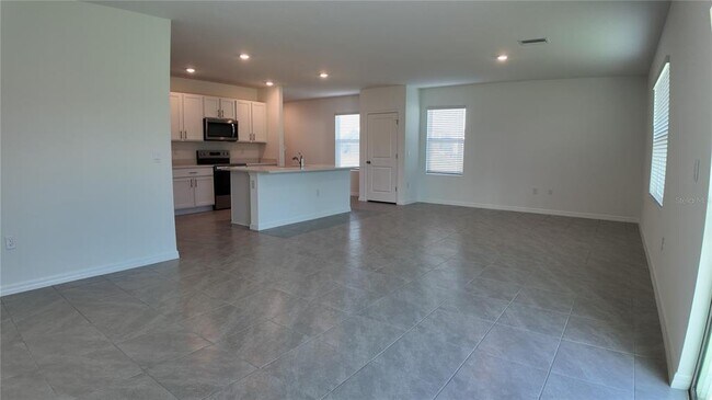 Building Photo - 33142 Osprey Peak Wy