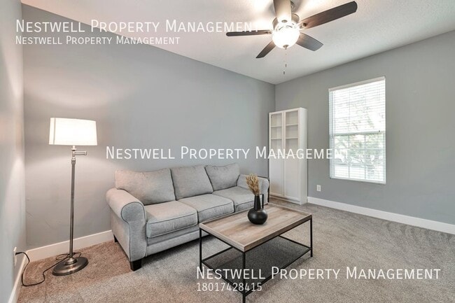 Building Photo - Beautiful 6-bed Home in Daybreak