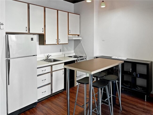 Foto del edificio - 431 S 7th St