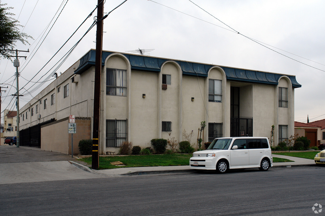 Foto del edificio - 417 E Kelso St