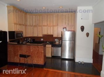 Foto del edificio - 1689 Beacon St