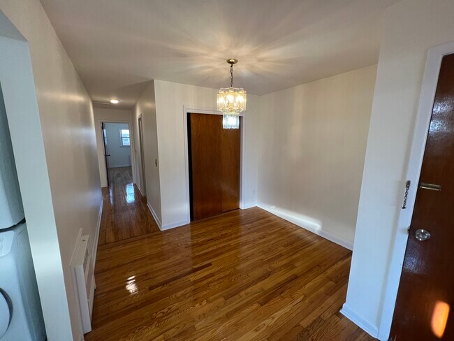 Foto del edificio - 409 73rd St