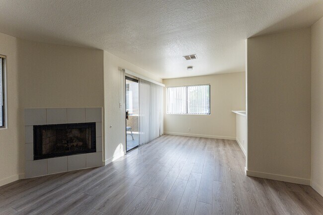 Foto del edificio - 5064 S Rainbow Blvd