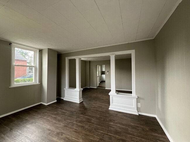 Living Room - 25 Girard Ave