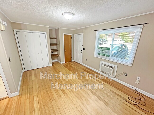 Foto del edificio - 118 Creekside Dr