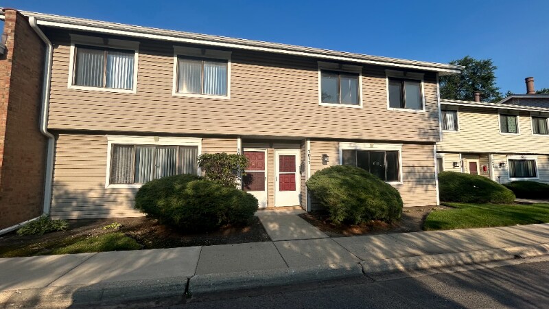 Foto principal - 1011 Bayside Dr