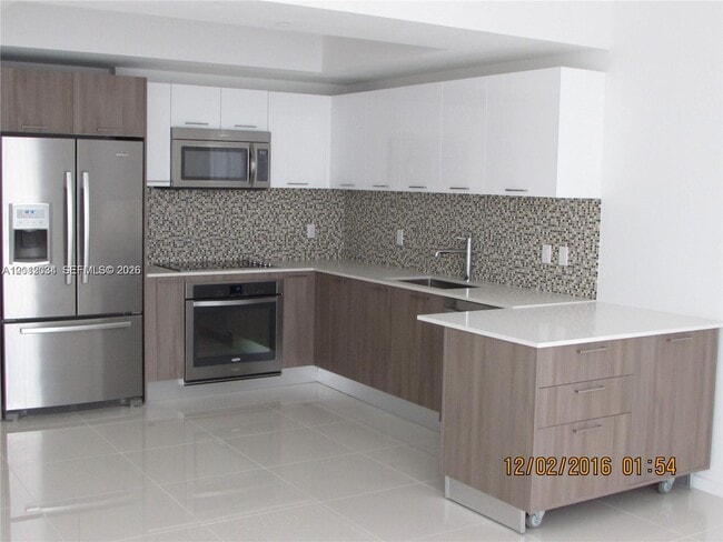 Building Photo - 5300 Paseo Blvd