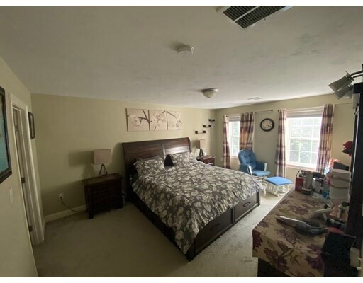 Building Photo - 81 Millbury St