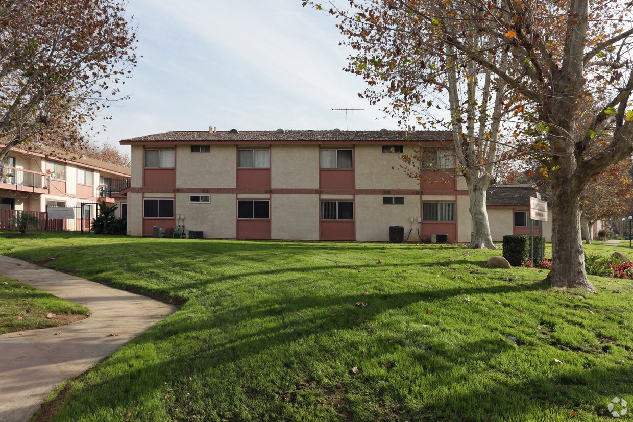 La Casitas Apartments Redlands, CA
