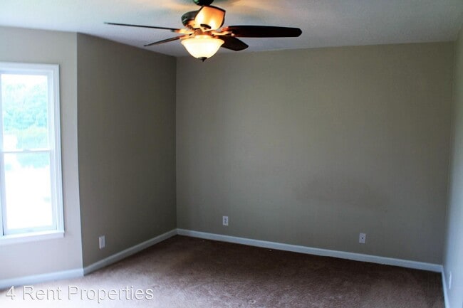 Building Photo - 3 br, 2 bath House - 1111 Hand Ct.