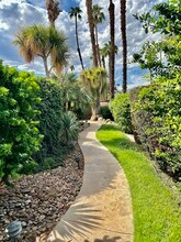 Building Photo - 278 San Vincente Cir