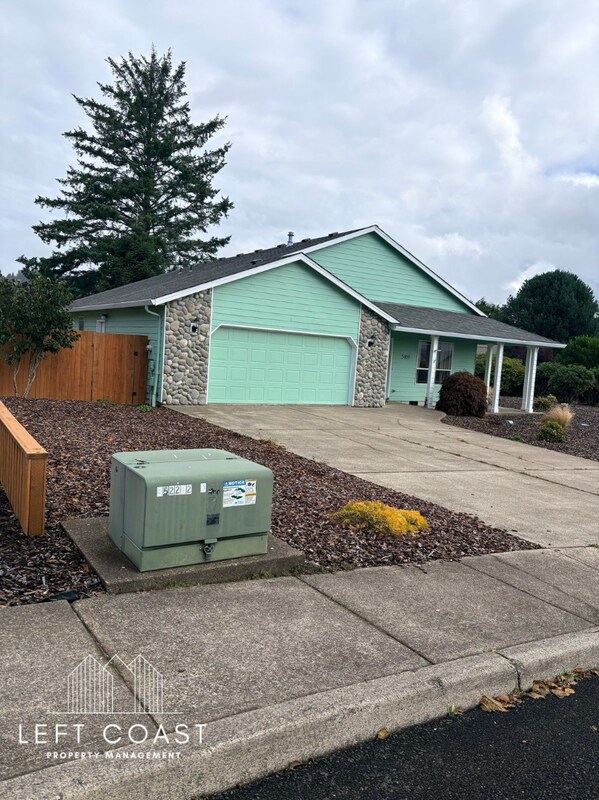 Building Photo - 5469 NE Voyage Ave