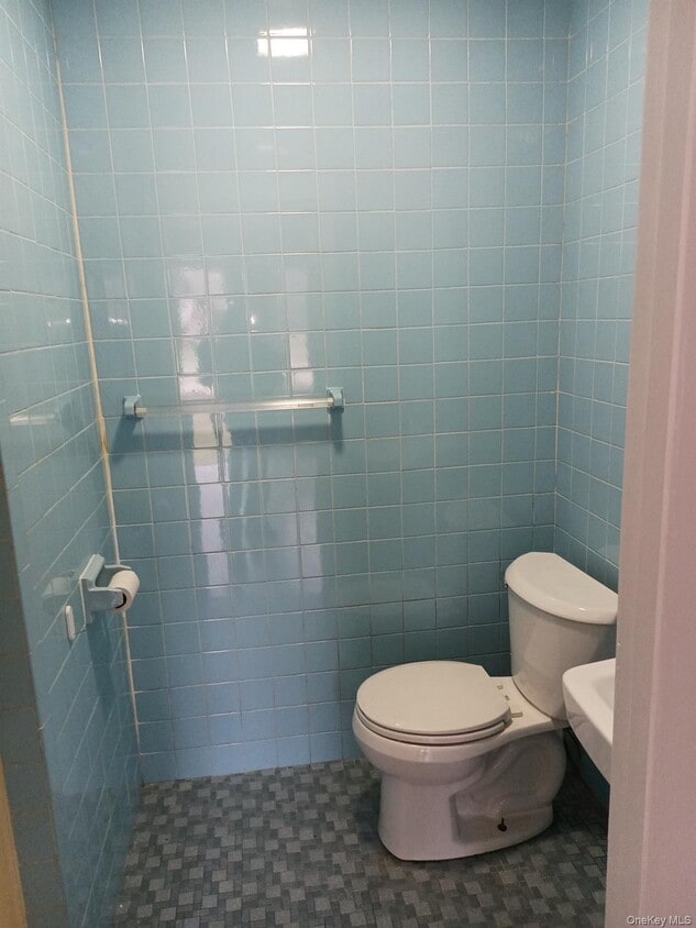 Building Photo - 200 Fosler Rd