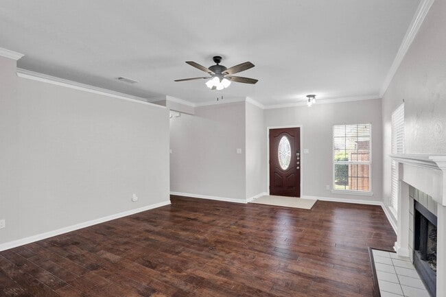 Foto del edificio - Coppell Cul-De-Sac living.  Ready Now!