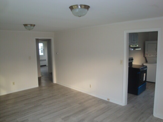 Foto del edificio - 139 Crescent Dr