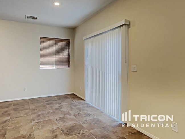 Building Photo - 9256 W Sunny Oven Ct