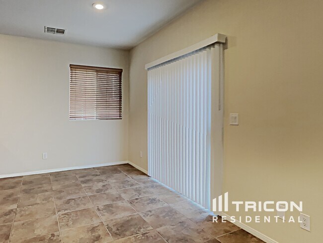 Foto del edificio - 9256 W Sunny Oven Ct