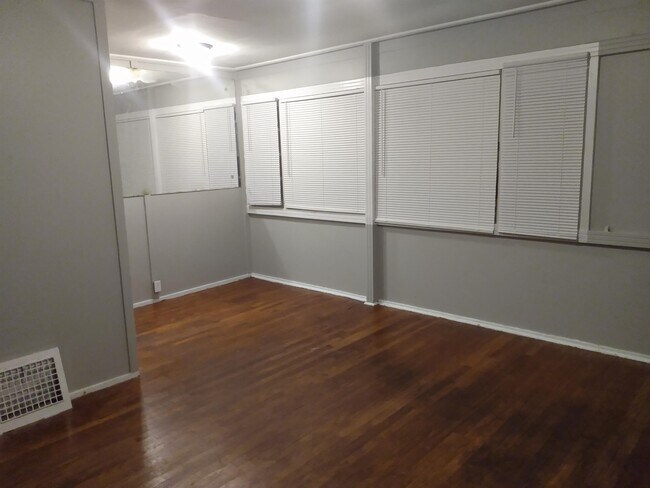 Foto del edificio - 8525 Church Bell Ln