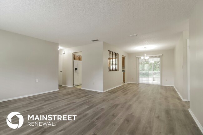 Foto del edificio - 2395 Florida Ave