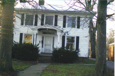 Primary Photo - 329 Park Ave