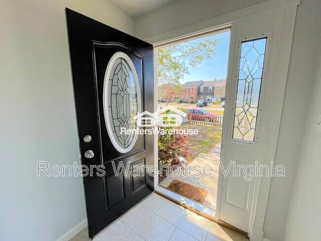 Building Photo - 760 Westminster Ln