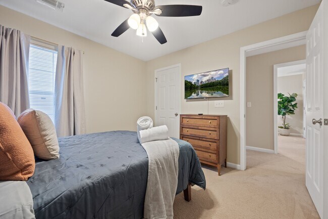 Foto del edificio - 13581 Weycroft Cir