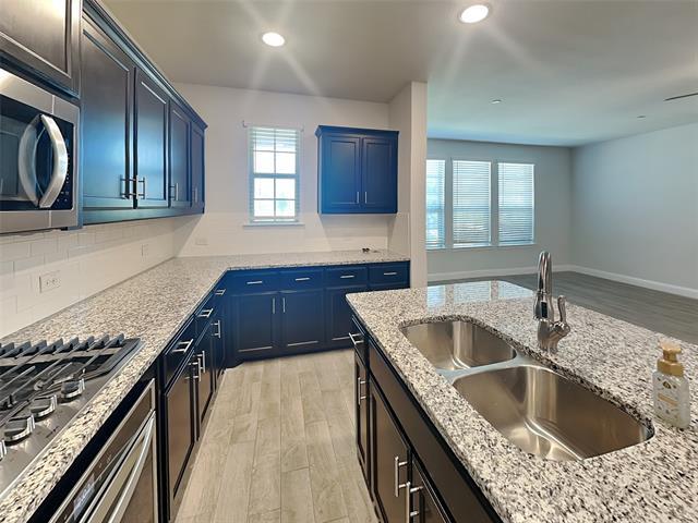 Foto del edificio - 5557 Crosby Dr