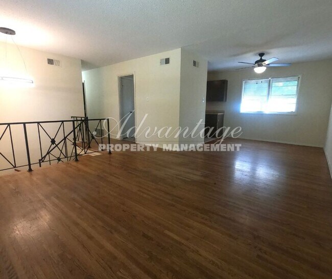 Foto del edificio - Come see this Spacious 3 Bedroom Home in R...
