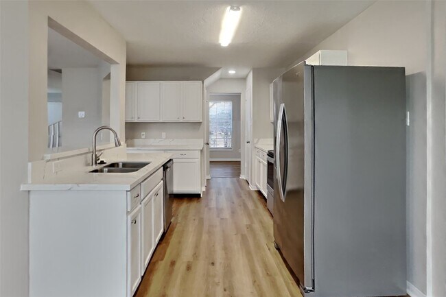 Foto del edificio - 18327 Willow Moss Dr