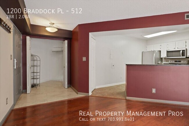 Foto del edificio - Sunny 2BD 2BA- Steps to Metro, Old Town, A...