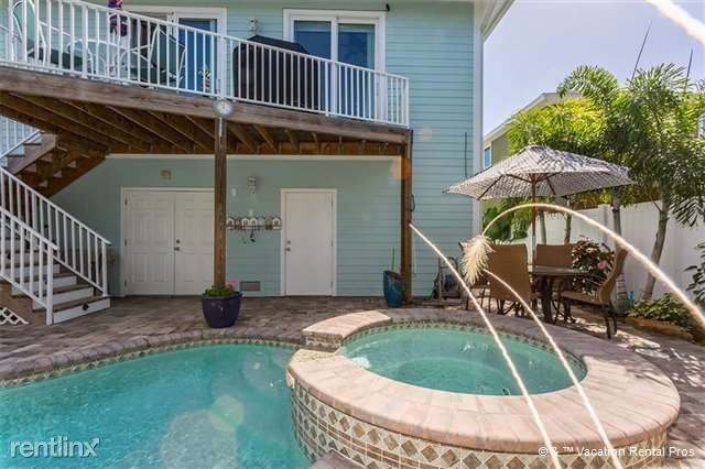 Building Photo - 255 Miramar St