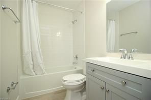 Building Photo - 4417 W Alhambra Cir
