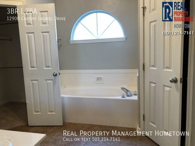 Building Photo - Beautiful 3-bedroom, 2-bath home in West L...